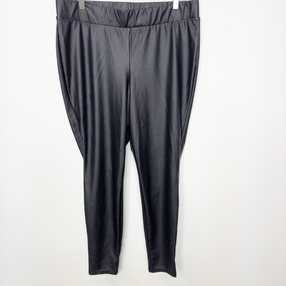 NWOT Torrid Faux Leather Pull On Legging Pant 2X